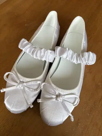 REMOON 새틴 발레 슈즈 화이트 23.5~24cm