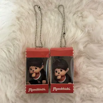 몽치치 앉은 패키지 피규어 키체인 2종