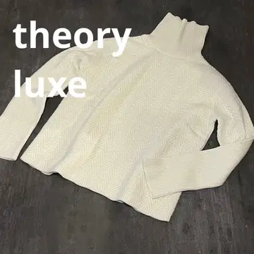 새상품급 화이트 하이넥 니트 스웨터 theory luxe 리본