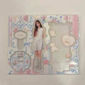 ILLIT MINJU 아크릴 스탠드 2개 세트