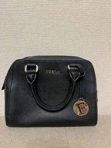 FURLA 블랙 핸드백