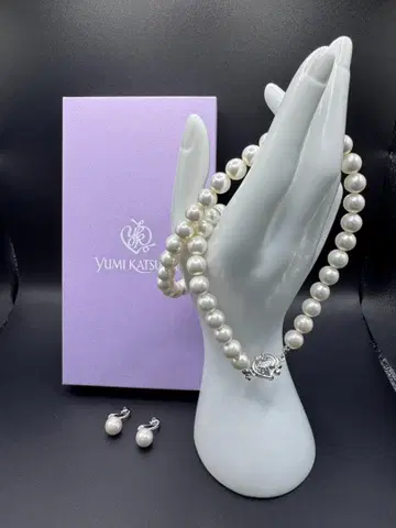 YUMI KATSURA (카츠라 유미) 펄 목걸이 & 귀찌 세트