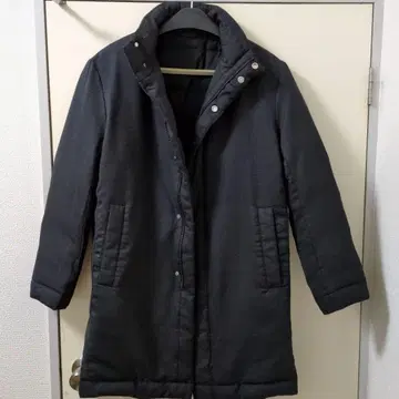 CALVIN KLEIN 블랙 다운 자켓