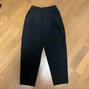 Lui's 블랙 슬랙스 허리밴딩