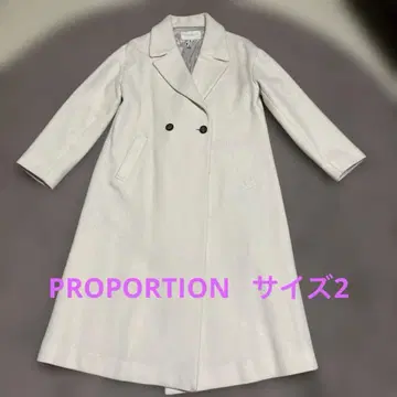PROPORTION 화이트 롱 코트 사이즈 2