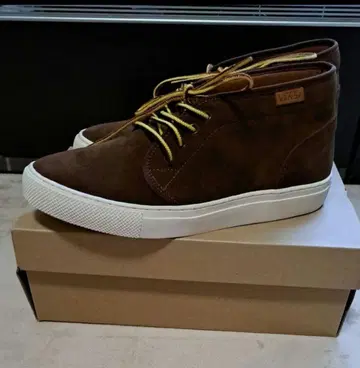 VANS 브라운 스웨이드 하이컷 스니커즈