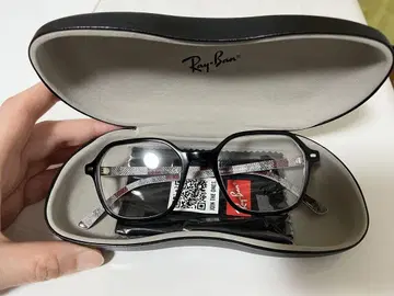 Ray-Ban RB 3984 블랙 안경 케이스 포함