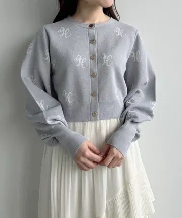 lillian carat 로고 가디건 그레이