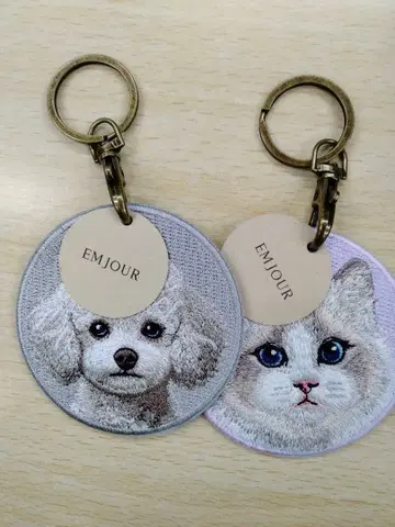 EMJOUR (엔) 푸들과 래그돌 양면 자수 키링 세트