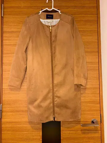 Loungedress 베이지 롱 코트