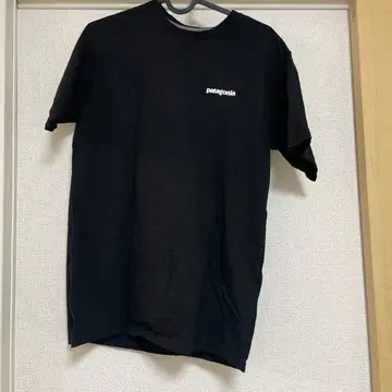 patagonia 블랙 T셔츠 XS