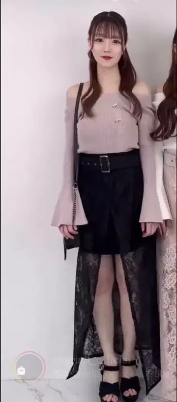셰리미 레이스 하이웨스트 스커트 블랙