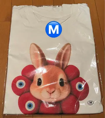 간사이 만박 북유럽관 한정품 미야쿠미야쿠 x 토끼 콜라보T셔츠 M사이즈