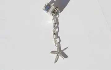 새상품  원스타 헤어 클립 실버