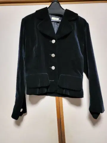 MILK 벨벳 테일러드 자켓