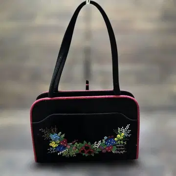 LULU GUINNESS 루루 기네스 자수 핸드백 블랙 토트백