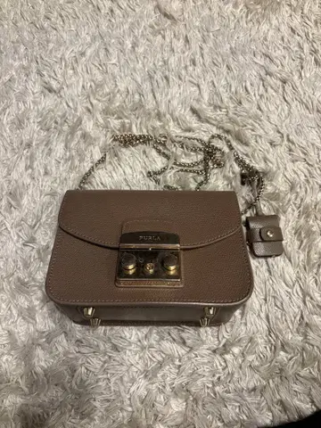 FURLA 브라운 숄더백