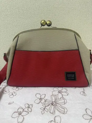 아야노코지 가마구치 숄더백