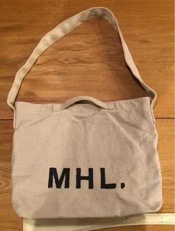 MHL. 그레이 캔버스 손잡이 숄더백