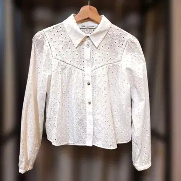 ZARA 자수 긴팔 블라우스