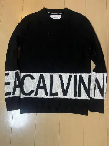 CALVIN KLEIN 로고 니트 스웨터 M 사이즈