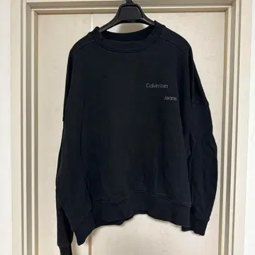 캘빈 클라인 진스 블랙 맨투맨