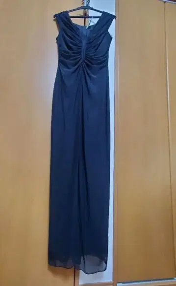 TADASHI 블랙 롱 드레스