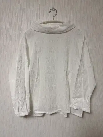 Plantation 화이트 긴팔 셔츠