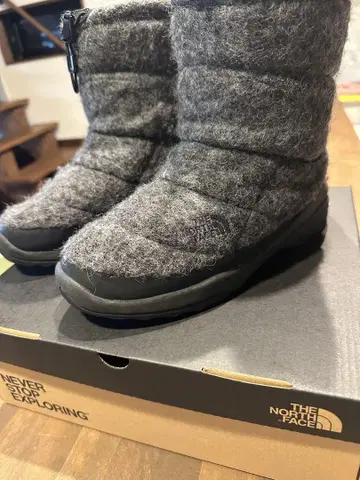 THE NORTH FACE 방한 숏부츠 그레이 박스 포함