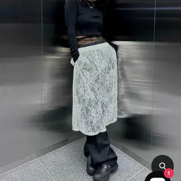FRENCH TERRY x LACE HALF PANTS