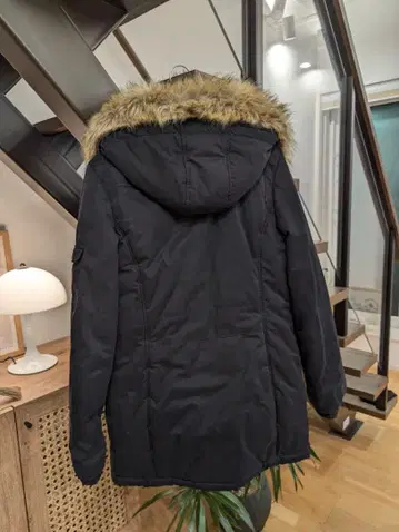 ZARA 퍼 후드 블랙 자켓