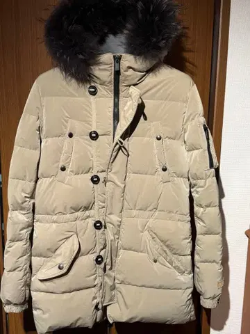 TATRAS 남성용 베이지 다운 코트 퍼