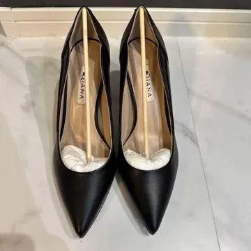 DIANA 24.5cm 블랙 스틸레토 펌프스