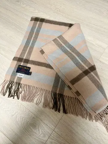 TWEEDMILL 울 체크 무늬 스톨
