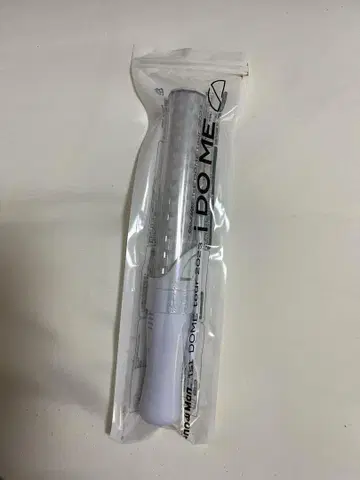 IDOME 투명 응원봉