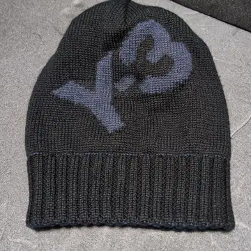 Y-3 와이쓰리 니트 모자
