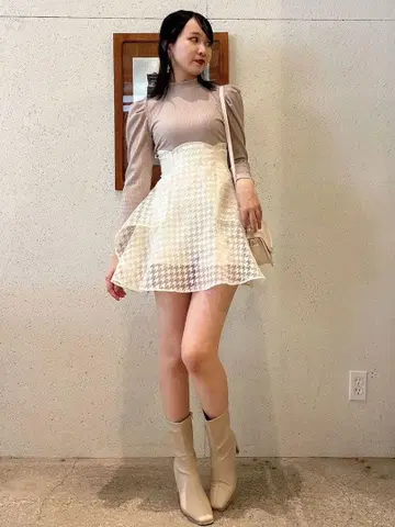 dazzlin 백리본 파워숄더 미니 코르셋 원피스