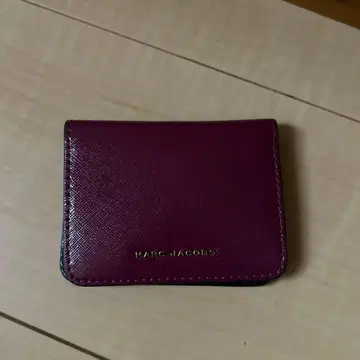 MARC JACOBS