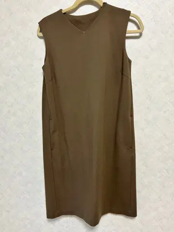 브라운 슬리브리스 셋업