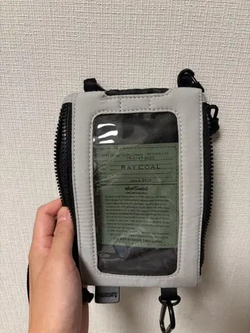 와일드 띵즈 콜라보 스마트폰 숄더백 그레이