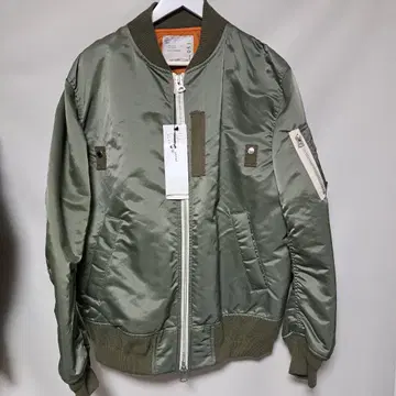 내일 출하 [미사용 새상품] 사카이 sacai MA-1 자켓