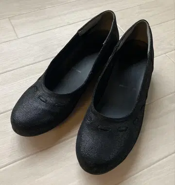 리갈 워커 블랙 펌프스 24.5