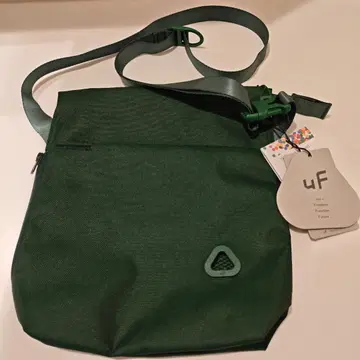 자택 관리 / 미사용품 uF SACOCHE M ( UNISEX )