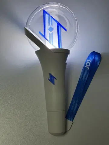 jo1 응원봉