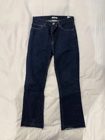 SLY JEANS 다크 블루 부츠컷 데님
