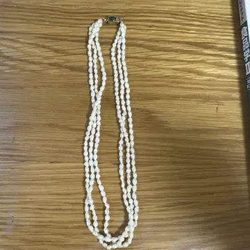 화이트 펄 목걸이