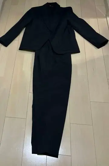 띠어리 유니클로 감동 자켓 셋업 s 블랙 싱글 버튼