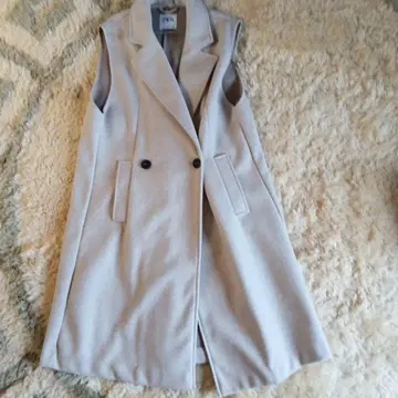 ZARA 베이지 더블 버튼 슬리브리스 베스트 L