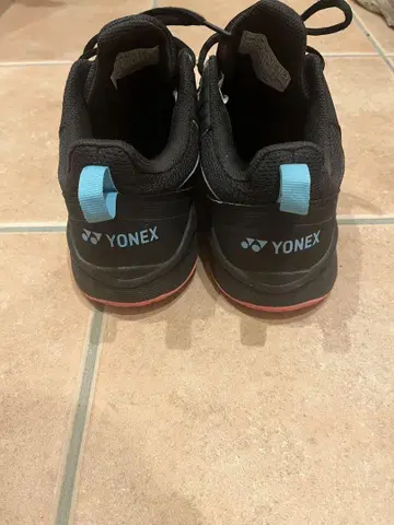 YONEX 테니스화 블랙/블루