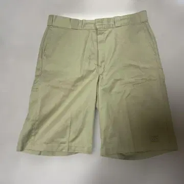 Dickies 베이지 숏팬츠